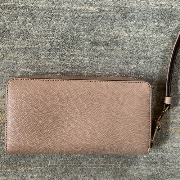 Coach Nude Leather Wallet - Picture 1 of 2